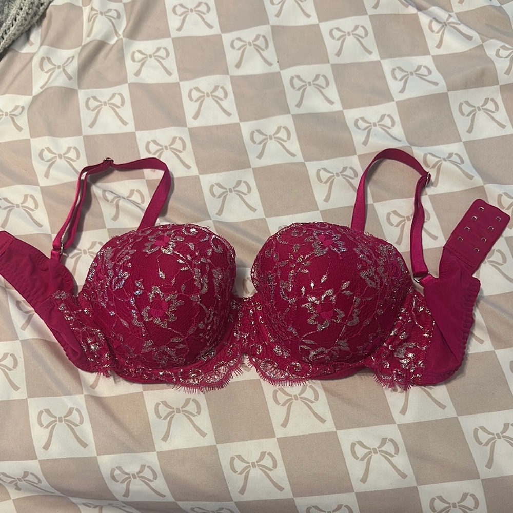 Victoria's Secret Red Lace Underwire Bra
